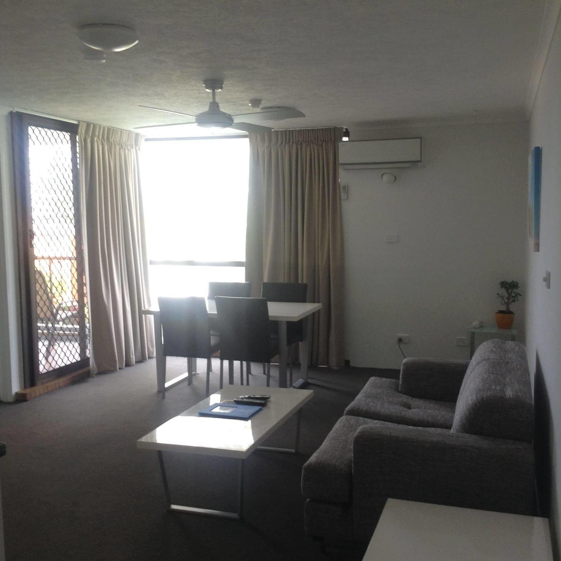 Burleigh Gardens North Hi-Rise Holiday Apartments Голд-Кост Екстер'єр фото